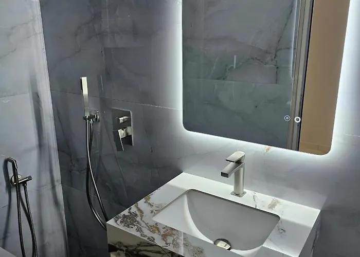 Edi 2in 公寓 地拉那